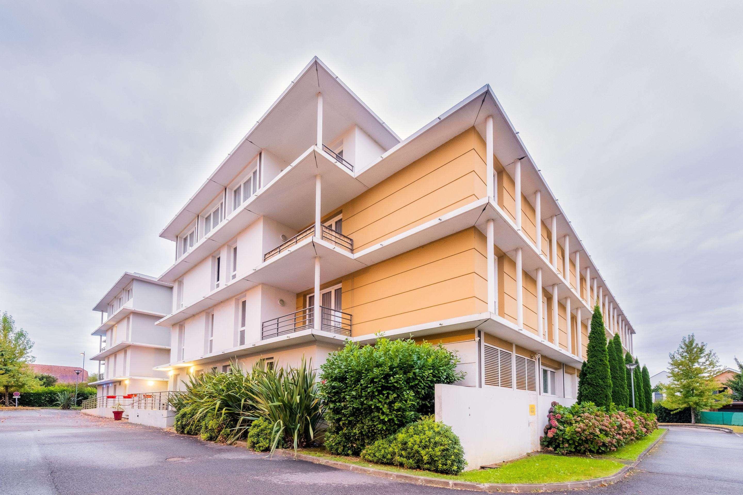 Comfort Suites Pau Idron Exterior photo