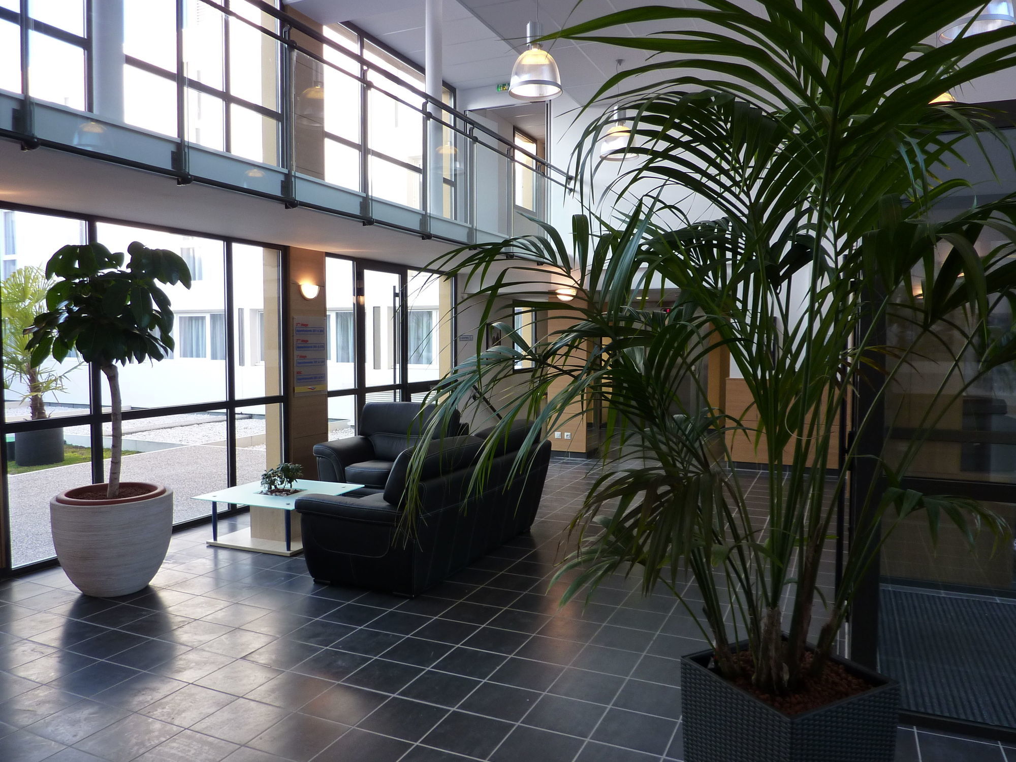 Comfort Suites Pau Idron Exterior photo